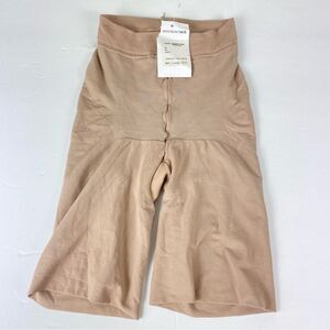 ⭐️ Spanx Nude color size Medium / C Shapewear Shorts